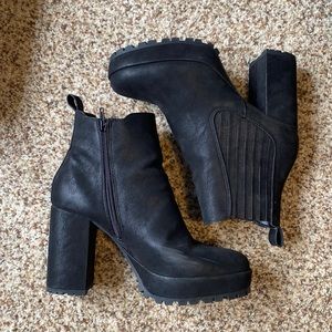 Mix No 6. Black Boots